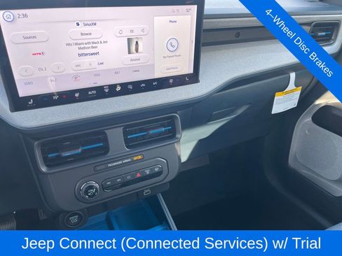 New 2026 Ford Maverick XLT w/ XLT Luxury Package image 14