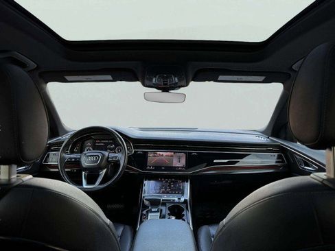 Used 2019 Audi Q8 Premium Plus w/ Premium Plus image 41