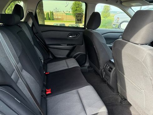 Used 2025 Nissan Rogue SV AWD/4WD image 37
