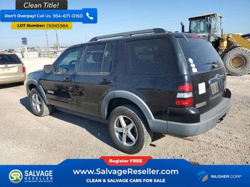 Used 2007 Ford Explorer XLT image 3