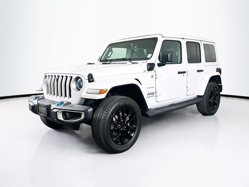 Used 2023 Jeep Wrangler Sahara w/ Cold Weather Group image 3