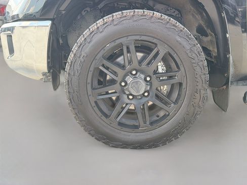 Used 2016 Toyota Tundra SR5 w/ TRD Off Road Package AWD/4WD image 30