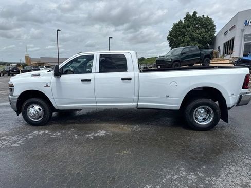 Used 2026 RAM 3500 Tradesman w/ Chrome Appearance Group A AWD/4WD image 7