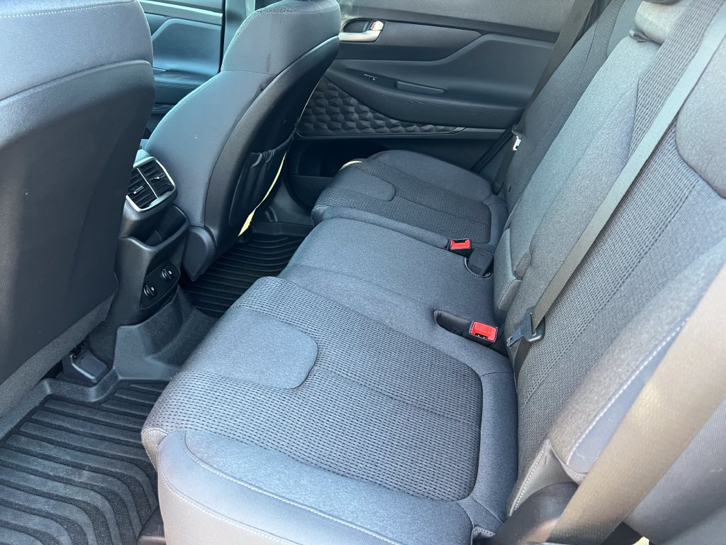 Used 2019 Hyundai Santa Fe SE AWD/4WD image 12