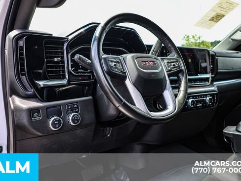 Used 2025 GMC Sierra 1500 SLT RWD image 25