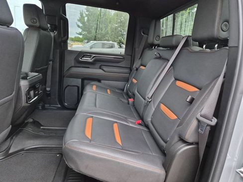 Used 2024 GMC Sierra 2500 AT4 w/ AT4 Premium Plus Package AWD/4WD image 34