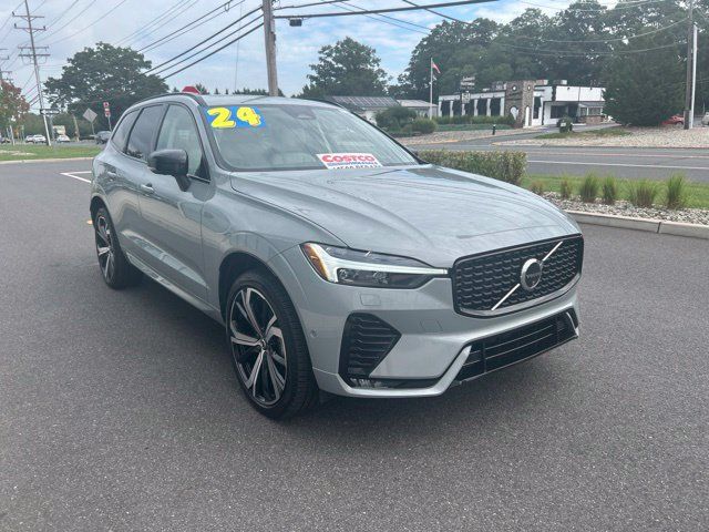 Used 2024 Volvo XC60 B5 Ultimate w/ Protection Package Premier AWD/4WD image 6