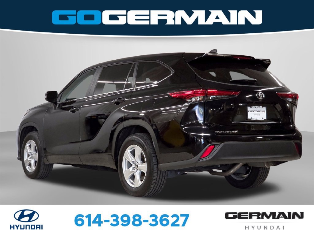 Used 2023 Toyota Highlander L FWD image 10