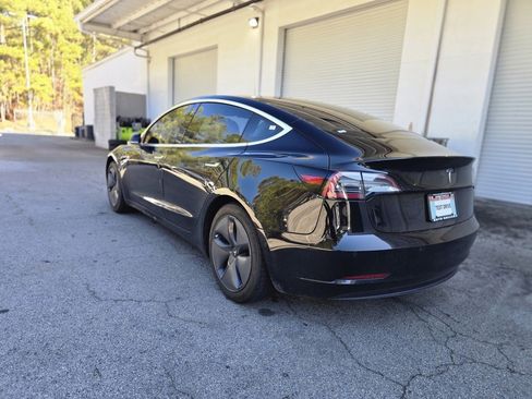 Used 2020 Tesla Model 3 Standard Range Plus image 5