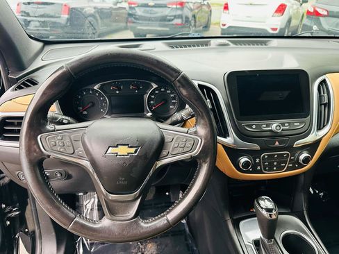 Used 2020 Chevrolet Equinox Premier FWD image 12