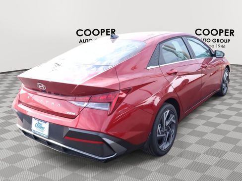 New 2026 Hyundai Elantra Limited image 9