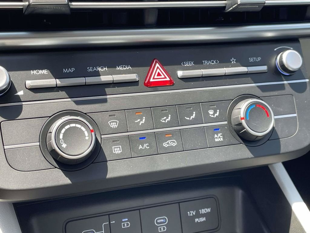 New 2026 Hyundai Tucson SE w/ Tow & Go Package FWD image 19