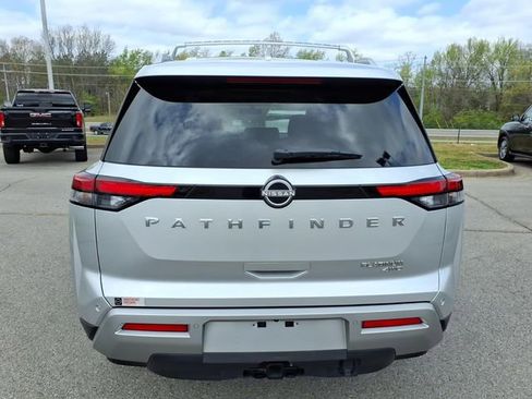 Certified 2024 Nissan Pathfinder Platinum w/ Cargo Package AWD/4WD image 16