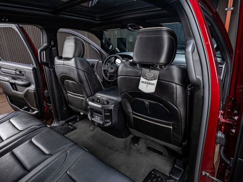 Used 2024 RAM 1500 Limited AWD/4WD image 34