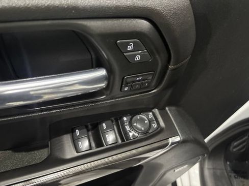 Certified 2020 GMC Sierra 2500 AT4 w/ AT4 Premium Package AWD/4WD image 17