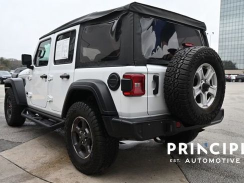 Used 2023 Jeep Wrangler Sport S image 9