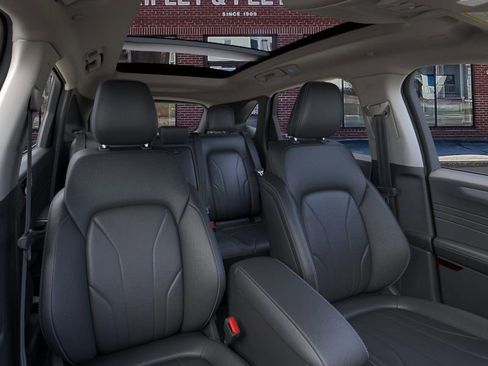 New 2025 Ford Escape SE w/ PHEV Premium Package image 10