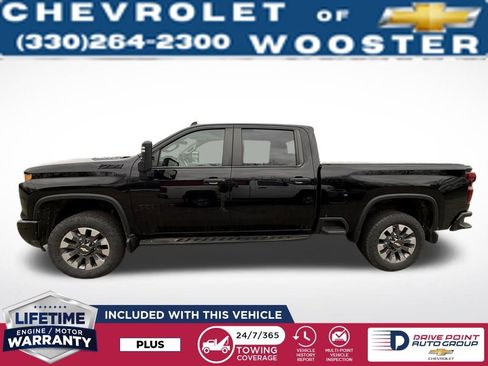 Used 2024 Chevrolet Silverado 2500 Custom w/ Custom Value Package image 2