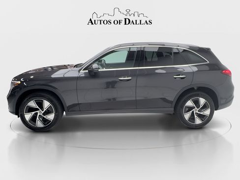 Used 2024 Mercedes-Benz GLC 300 4MATIC w/ Driver Assistance Package image 9
