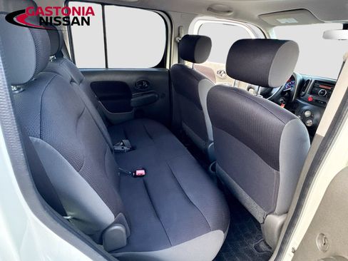 Used 2010 Nissan Cube 1.8 w/ Interior Designer Pkg FWD image 31
