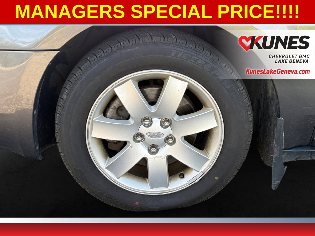 Used 2006 Ford Five Hundred SE FWD image 10