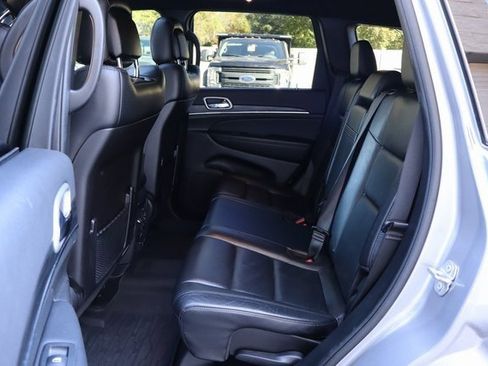 Used 2021 Jeep Grand Cherokee Limited image 10