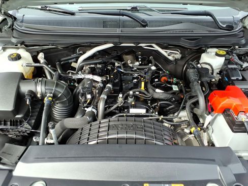 Certified 2021 Ford Ranger XLT w/ Equipment Group 301A Mid image 10