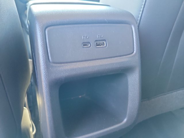 Used 2026 Chevrolet Trax LT FWD image 12