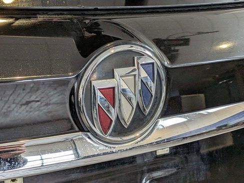 Used 2019 Buick Encore Essence image 11