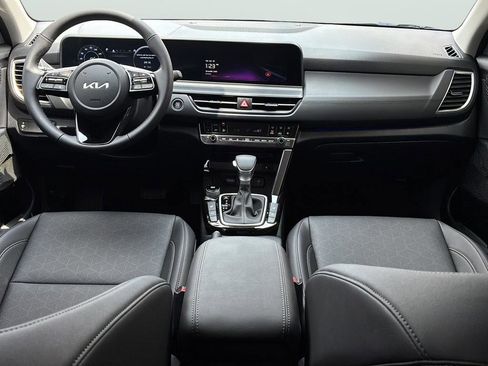 New 2026 Kia Seltos EX FWD image 18