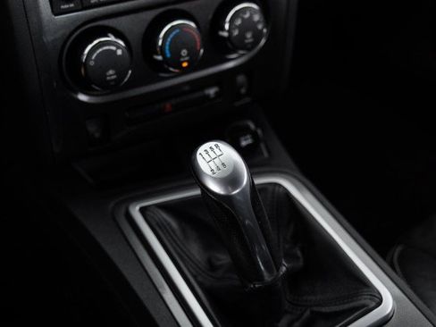 Used 2009 Dodge Challenger SRT8 w/ SRT Option Group II RWD image 22