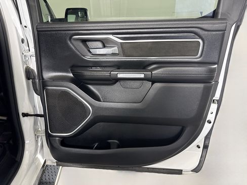 Used 2023 RAM 1500 Laramie AWD/4WD image 28