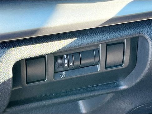 Used 2024 Subaru Impreza 2.0i Sport image 10