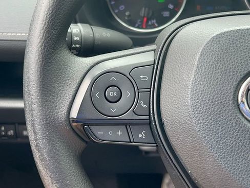 Used 2021 Toyota RAV4 XLE image 24