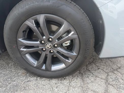 Used 2026 Toyota Sienna XSE AWD/4WD image 7