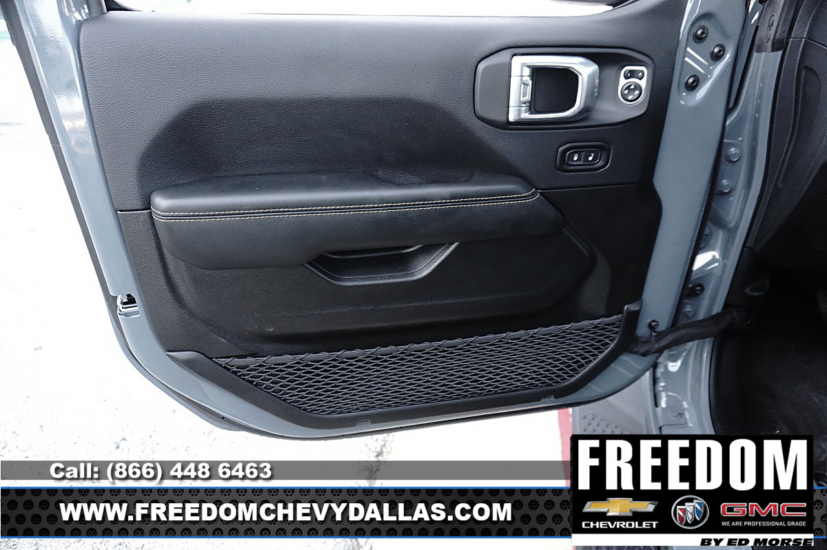 Used 2025 Jeep Gladiator Sport AWD/4WD image 35