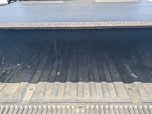Certified 2024 Nissan Titan SV w/ SV Convenience Package RWD image 16