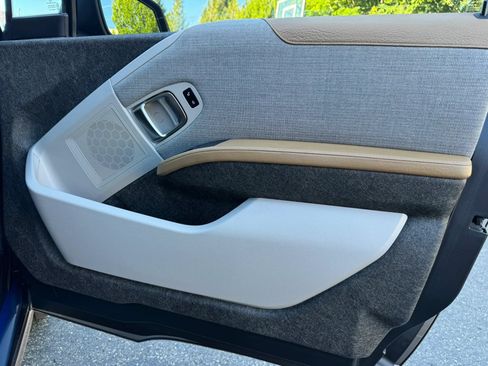 Used 2014 BMW i3 w/ Range Extender RWD image 40