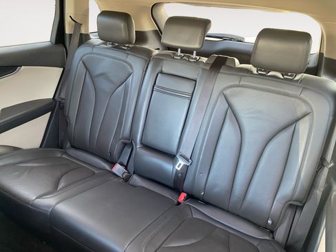 Used 2019 Lincoln Nautilus Reserve AWD/4WD image 17