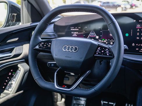 New 2025 Audi SQ5 Premium Plus image 15