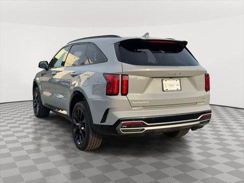 Used 2023 Kia Sorento SX image 5
