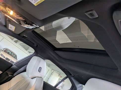 New 2026 BMW 530i w/ Premium Package image 14