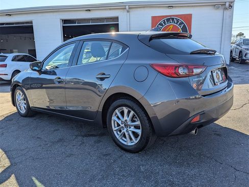 Used 2016 MAZDA MAZDA3 i Touring w/ Popular Equipment Package image 8