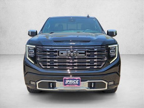 Used 2025 GMC Sierra 1500 Denali Ultimate AWD/4WD image 2
