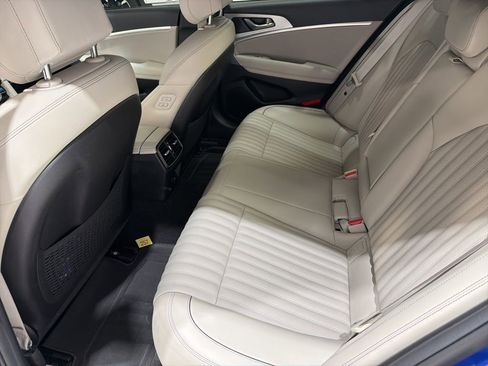 Used 2023 Genesis G70 2.0T w/ Sport Prestige Package image 21