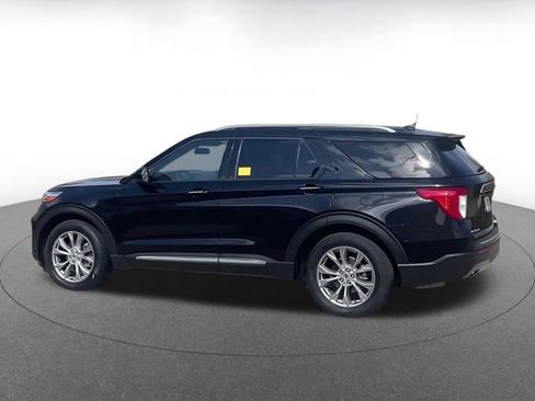Used 2023 Ford Explorer Limited image 10