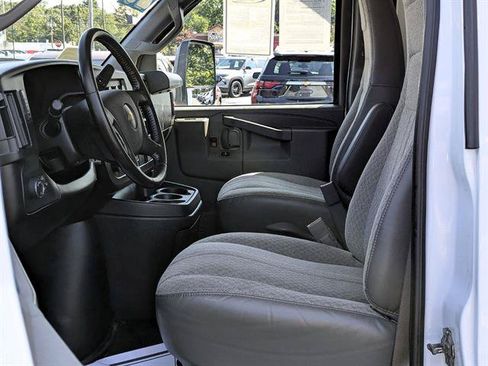Used 2023 Chevrolet Express 3500 w/ Power Convenience Package RWD image 36