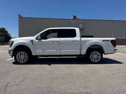 Used 2025 Ford F150 Lariat w/ Equipment Group 502A High AWD/4WD image 3
