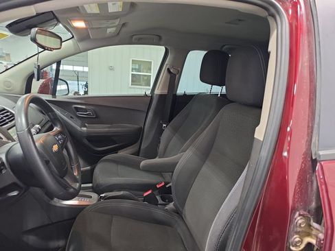 Used 2016 Chevrolet Trax LS AWD/4WD image 22