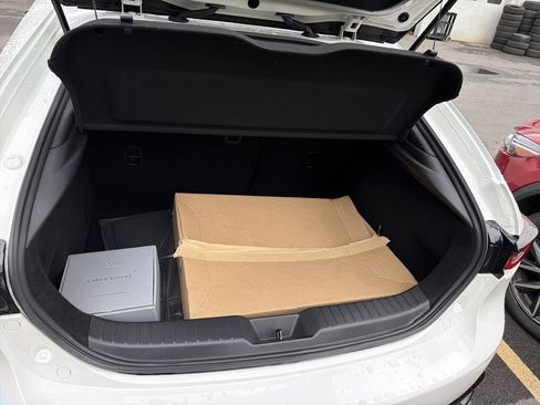 Used 2025 MAZDA MAZDA3 s FWD image 9